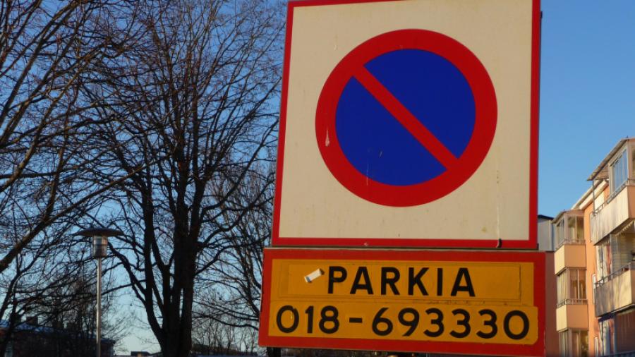 Parkering förbjuden